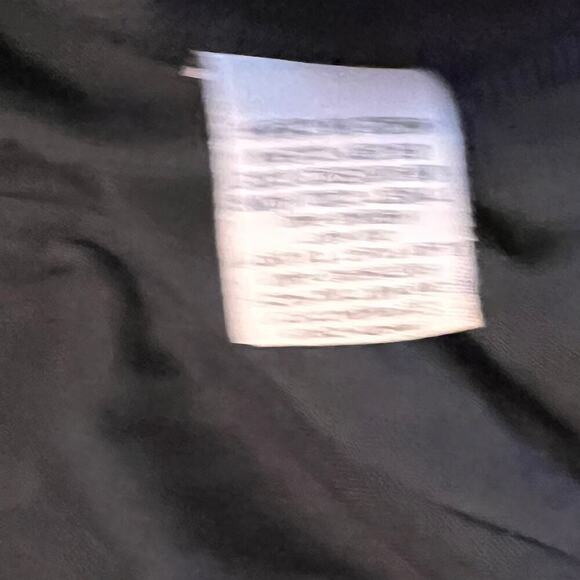 Elliott - Picture 8 of 9